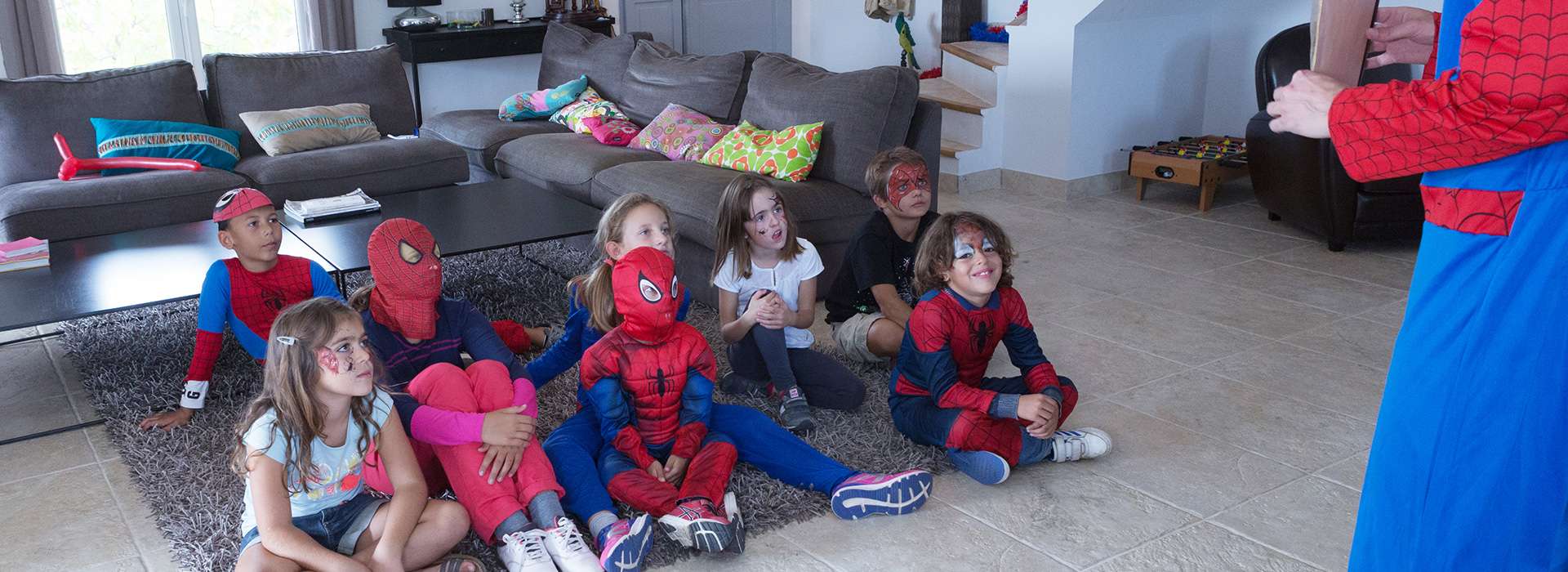 Organiser un anniversaire d'enfant à la maison sur le thème de Spider-man